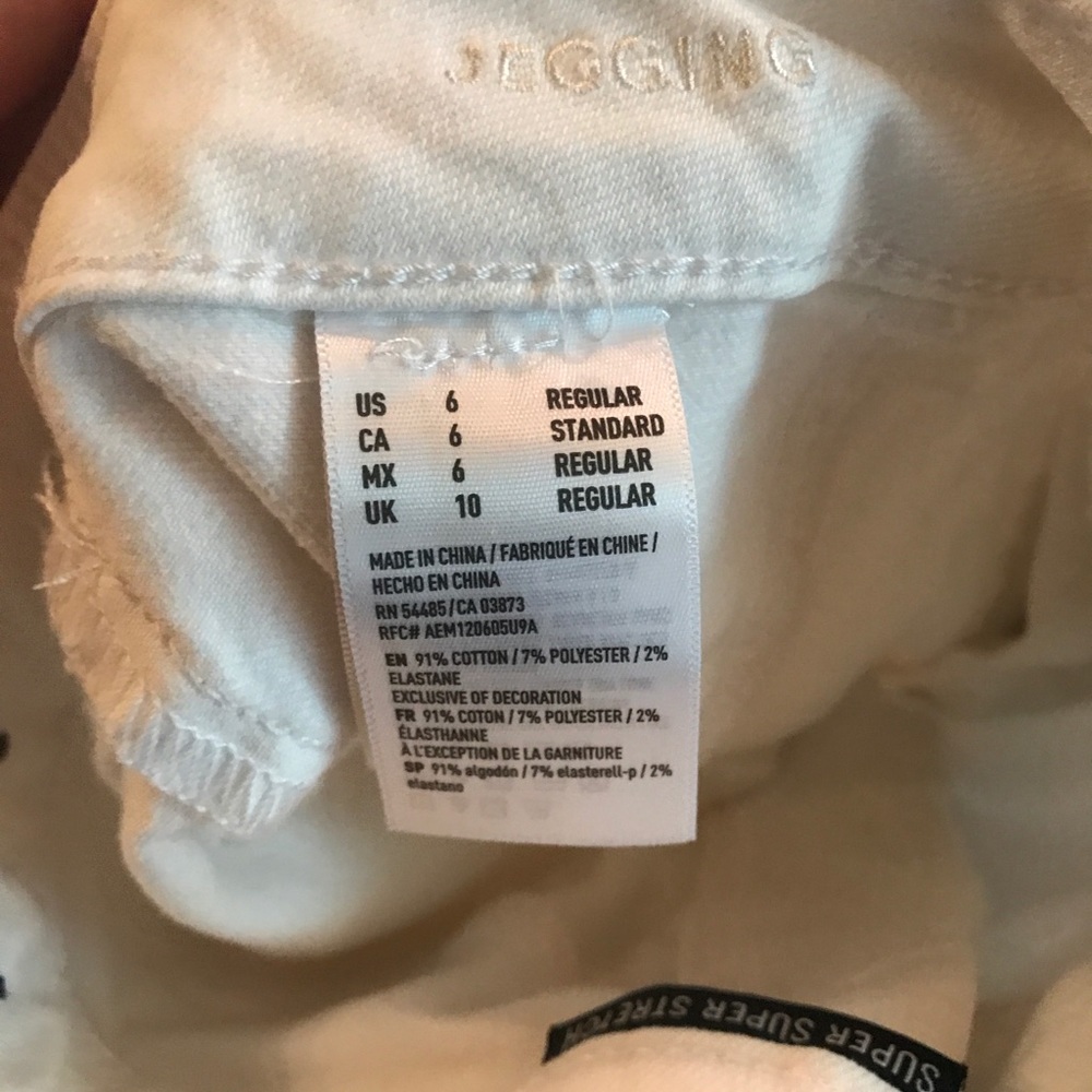 American eagle jeans - Picture 2 of 2
